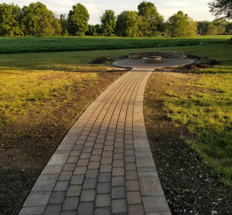 outdoor firepit / patio