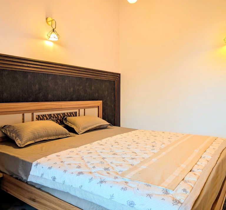 Room 1 at Kaveen Homes