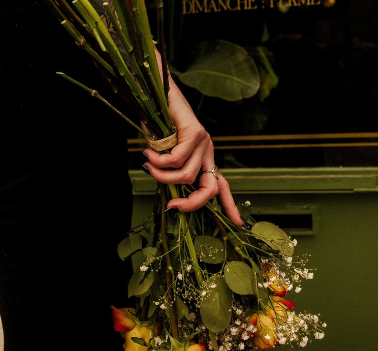 tatouage femme bras nantes