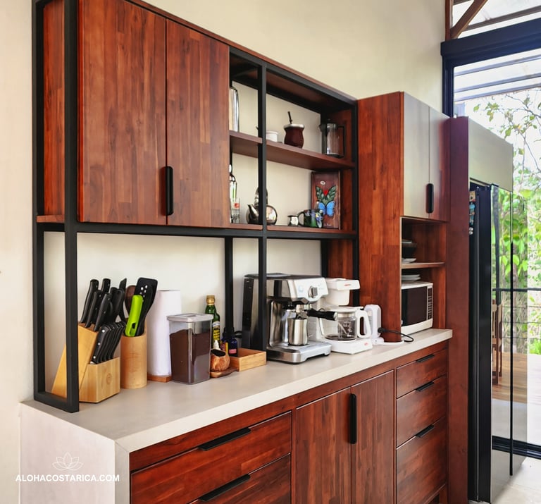 full kitchen equipped in your vacation home in Costa Rica