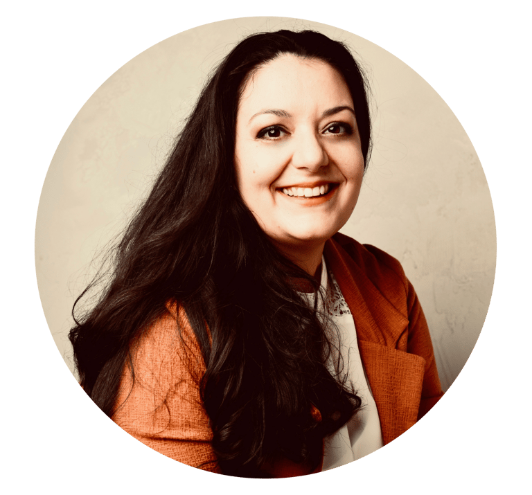 Carmela Martello Transpersonale & Traumasensible Kunsttherapeutin | Schwangerschaftsbegleiterin | Kinderwunsch-Coach