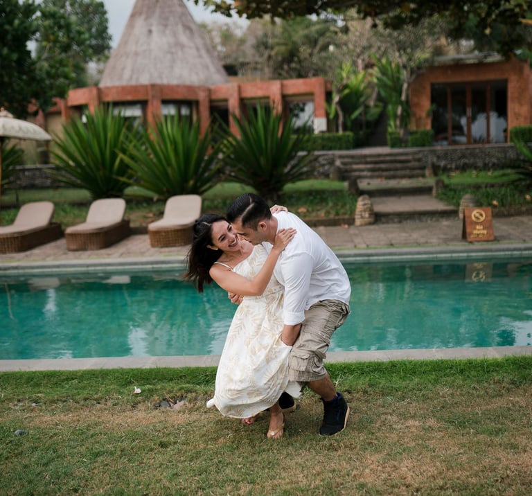intimate-couple-waka-gangga-poolside-embrace-tabanan-bali.jpg