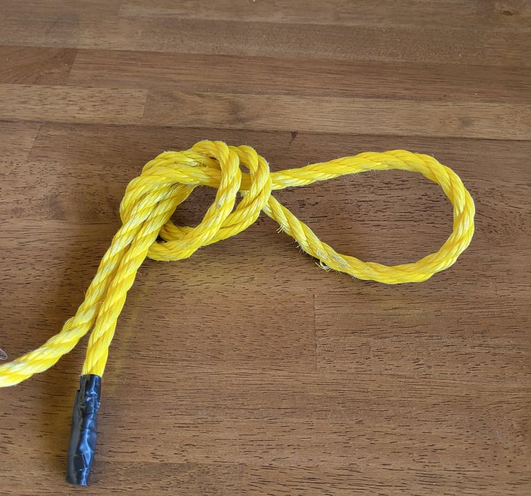 Overhand In a Bight loop knot tied in yellow P-line