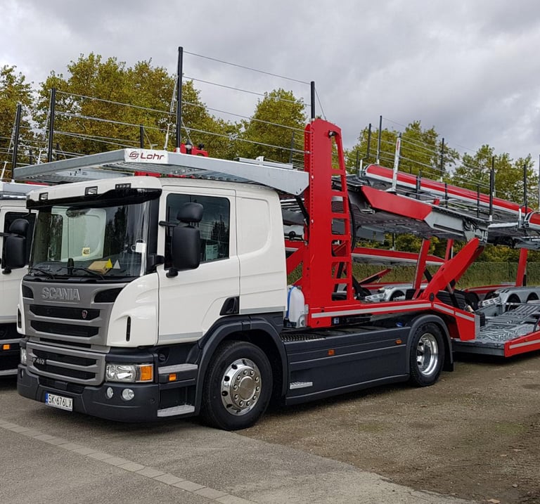 SCANIA, LOHR