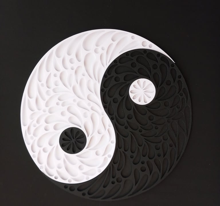 Yin Yang ton sur ton ajouré