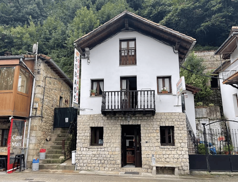 Fachada de sobaos y quesadas R. Figueras