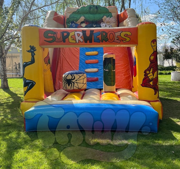 Castillo hinchable para alquiler en Madrid y Toledo