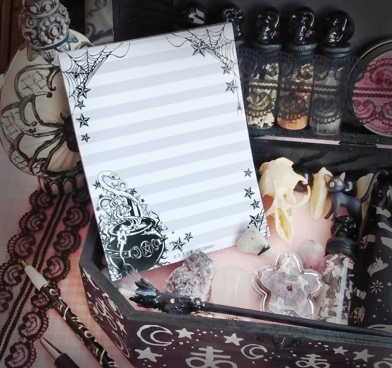 witchy notepad to get organized in style