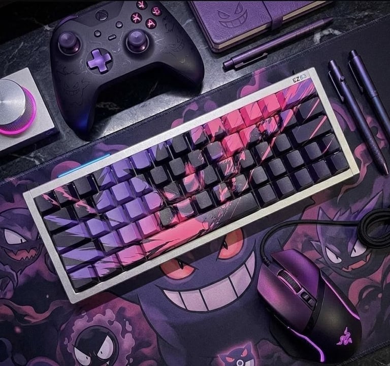 Gengar Inspired Keyboard and Mousepad
