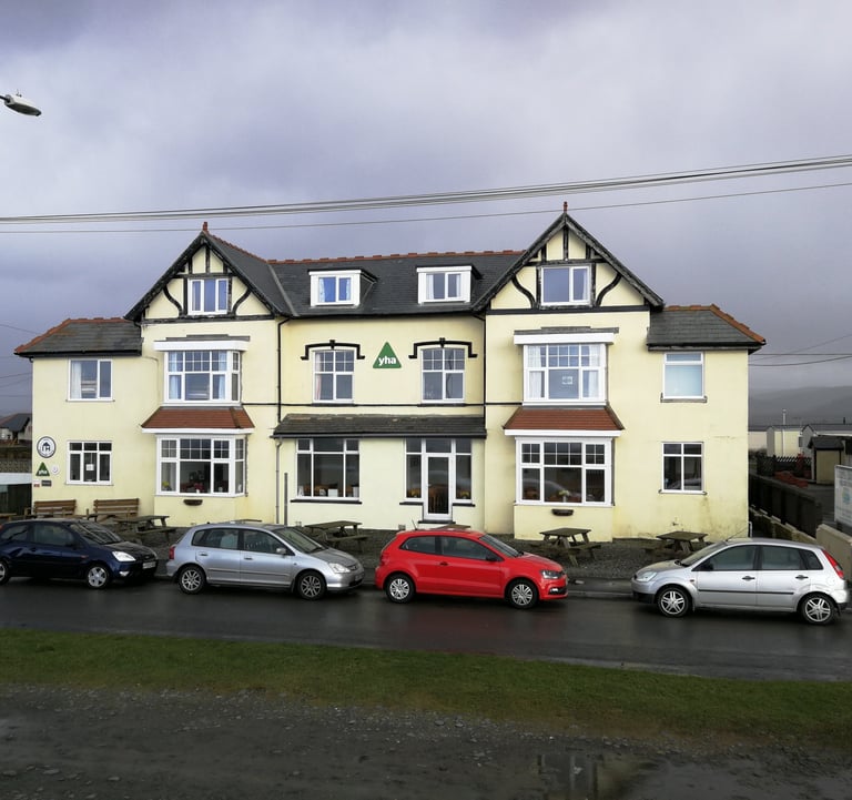 Borth Youth Hostel