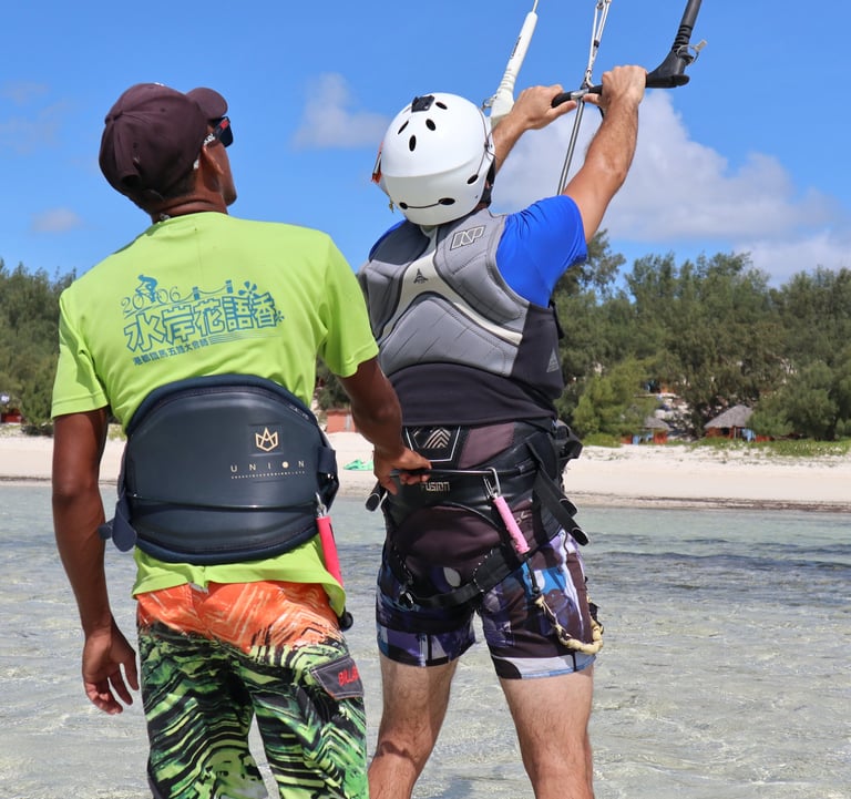 Ecole de kitesurf Baie de Sakalave Madagascar.
