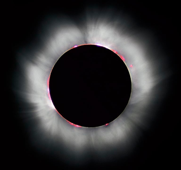 the sun's corona during a solar eclipse, by Luc Viatour/ https://Lucnix.be