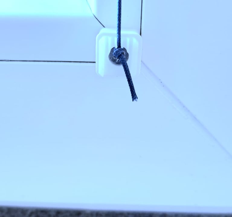 Producator jaluzele orizontale din aluminiu cu lamele de 25 sau 16 mm, Asiroll Livram in toata tara