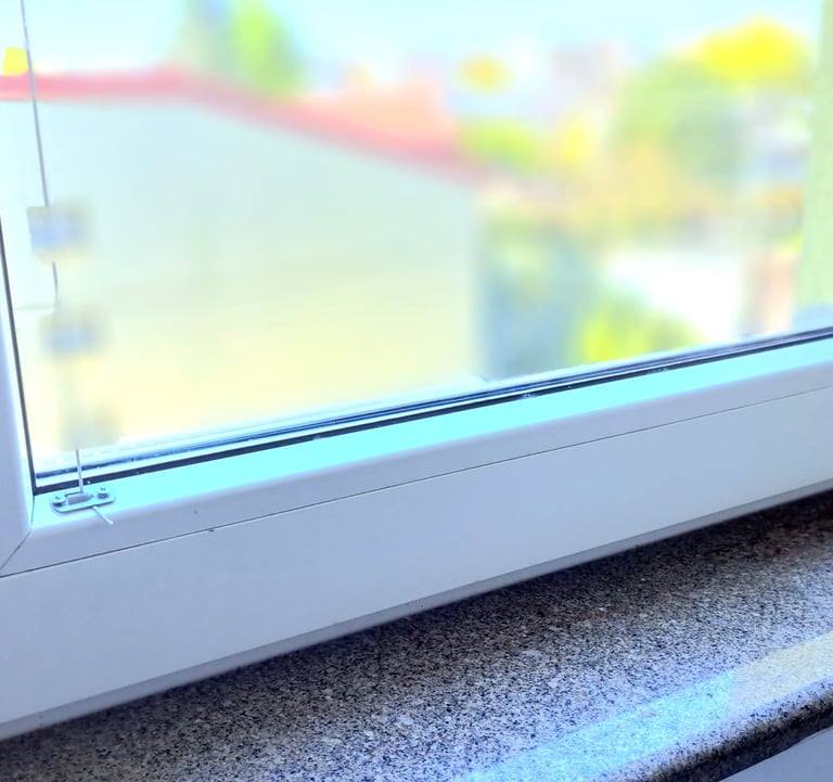 Producator jaluzele orizontale din aluminiu cu lamele de 25 sau 16 mm, Asiroll Livram in toata tara