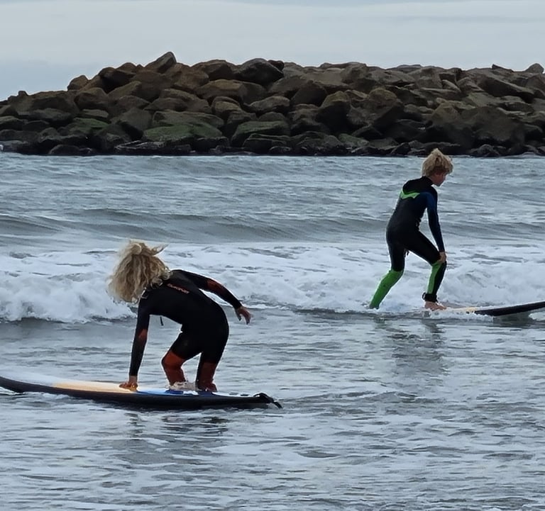 Improver surf lessons page