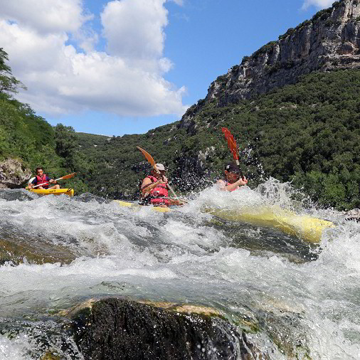 Aventure en canoë dans les gorges de l'Ardèche