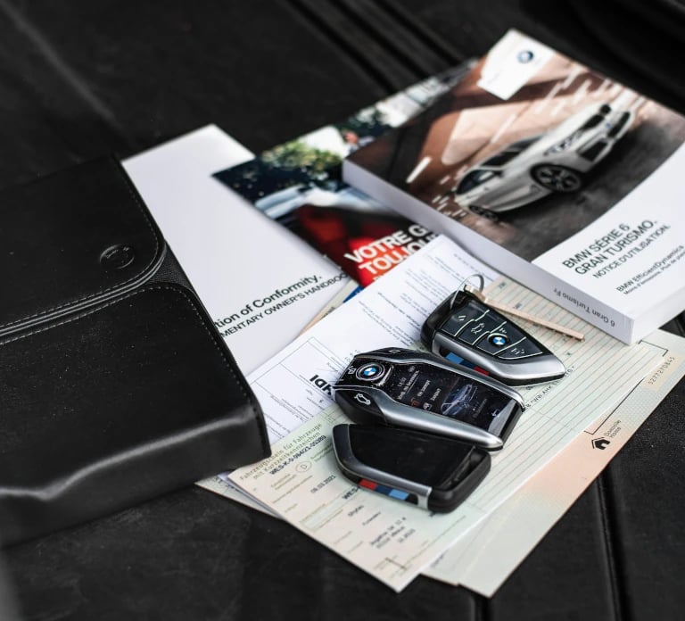 Documentación seguro de coche Allianz con llave de vehículo - elige tu cobertura según tu situación