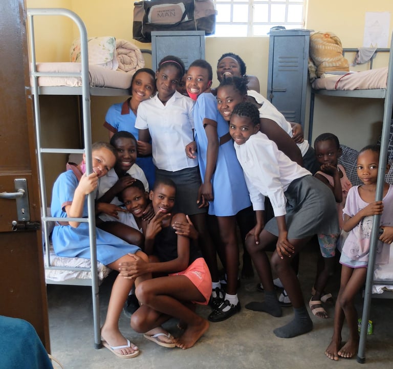 Hostel Girls
