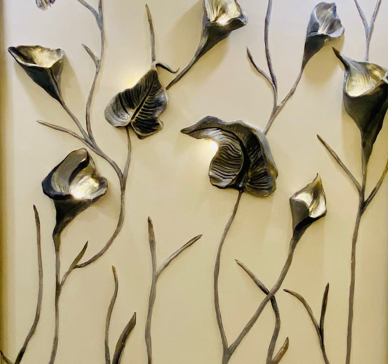 a picture of a wall hanging on a wall