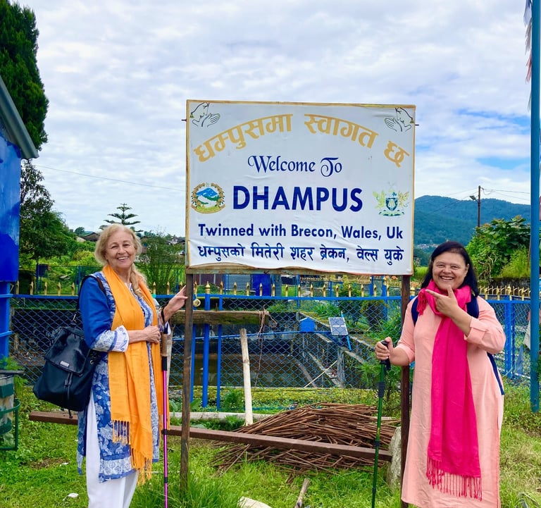 Chegando em Dhampus, entrada para o circuito Annapurna.