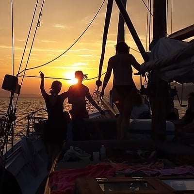 cocktail party wedding shot Photography