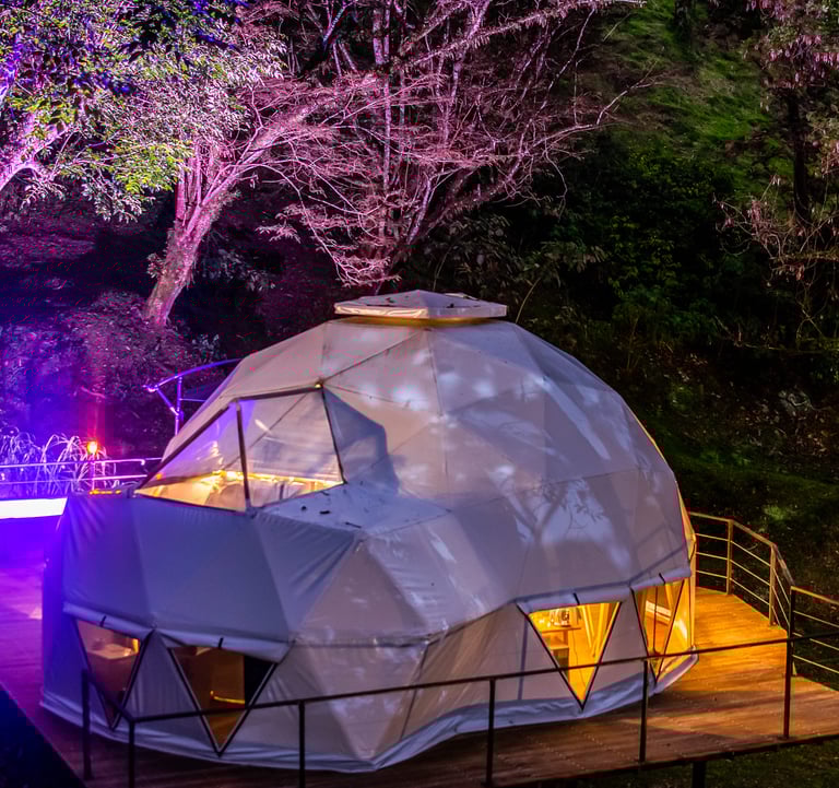 Glamping Carbonero, lujoso domo de Casa Quincha Glamping cerca de Bogota