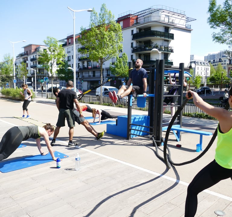 Lauko sporto įrenginiai, sportas lauke