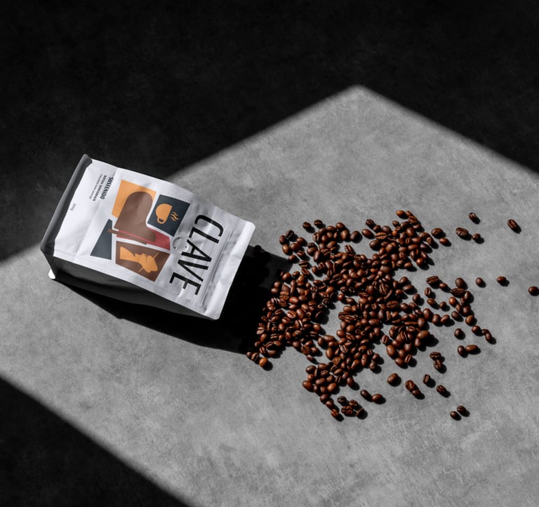 clave café @nemachadodesign cafeteria identidade visual marca