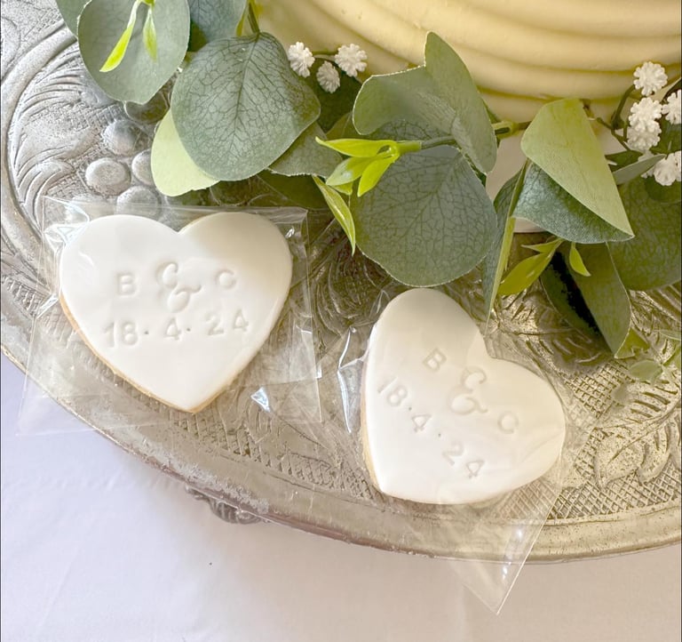Bespoke Biscuits by Sweetcupcakes Cakery