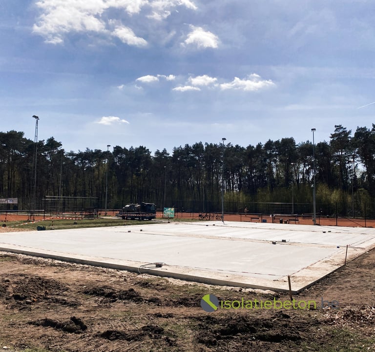 waterdoorlatende ondergrond schuimbeton sportvelden