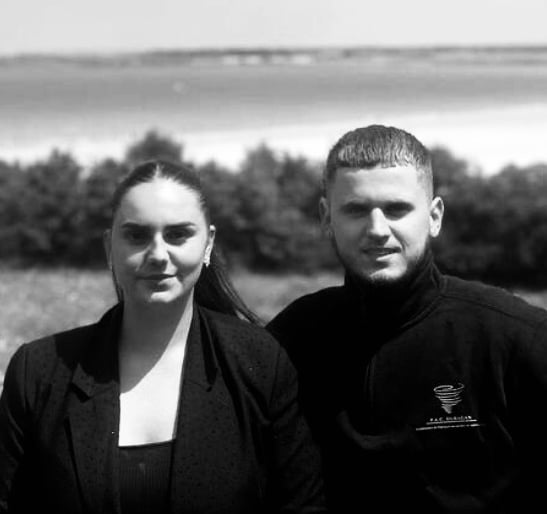 Les fondateurs de PAC OURAGAN : vos experts en installation et maintenance de pompes à chaleur.