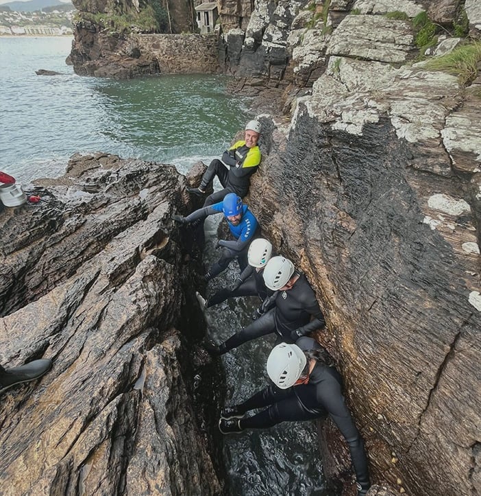 coasteering en cedeira, xeoparque cabo ortegal