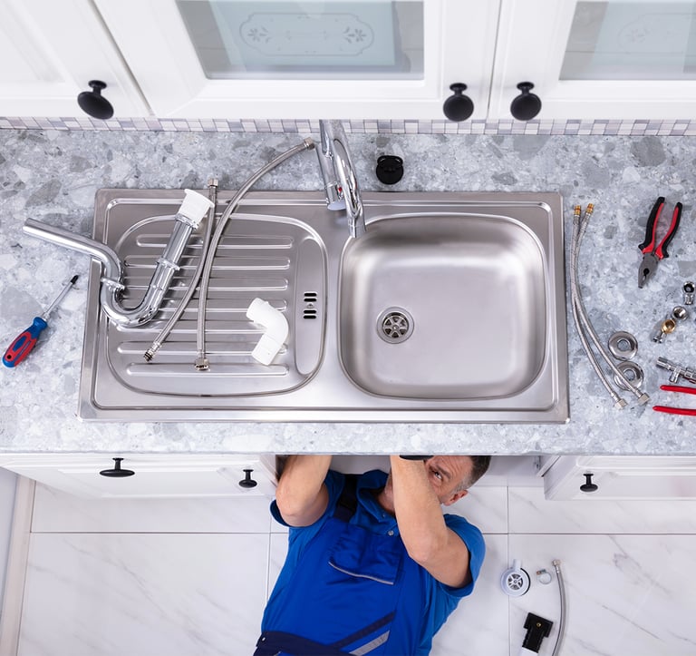 Rob the Plumber in Cornwall Plumbing Services