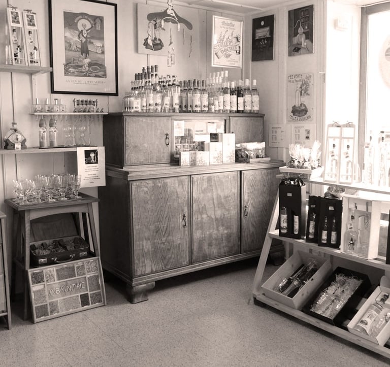 Boutique Celle à Guilloud qui propose des produits à base d'abstinthe située à Fleurier