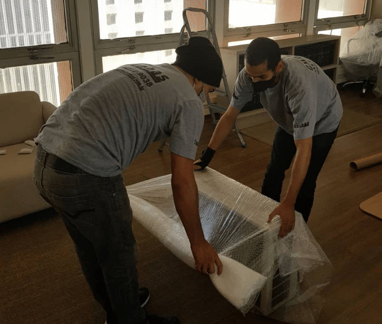 Todos os equipamentos são embrulhados com plástico bolha