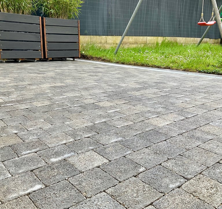 Création terrasse pavés, allée pavée, maçon, Lagny-sur-Marne
