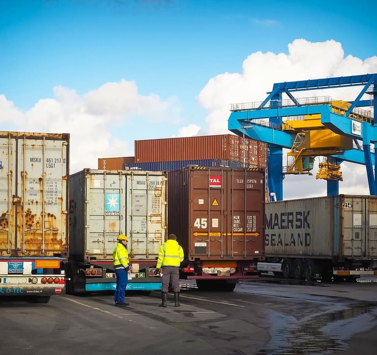 optivlak-carrier-waiting-for-cargo