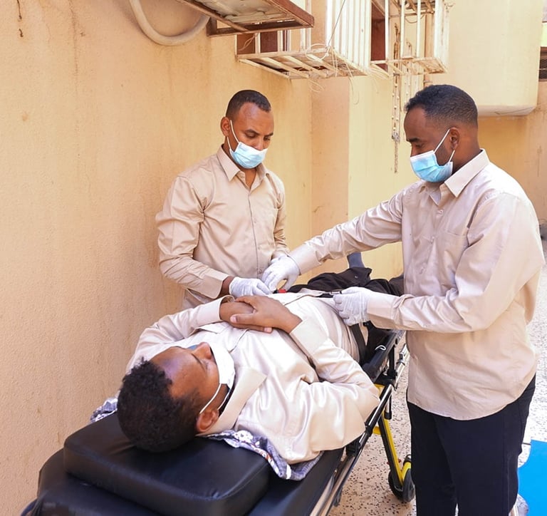 نعتني بكل وسائل السلامة وادوات تثبيت حديثة