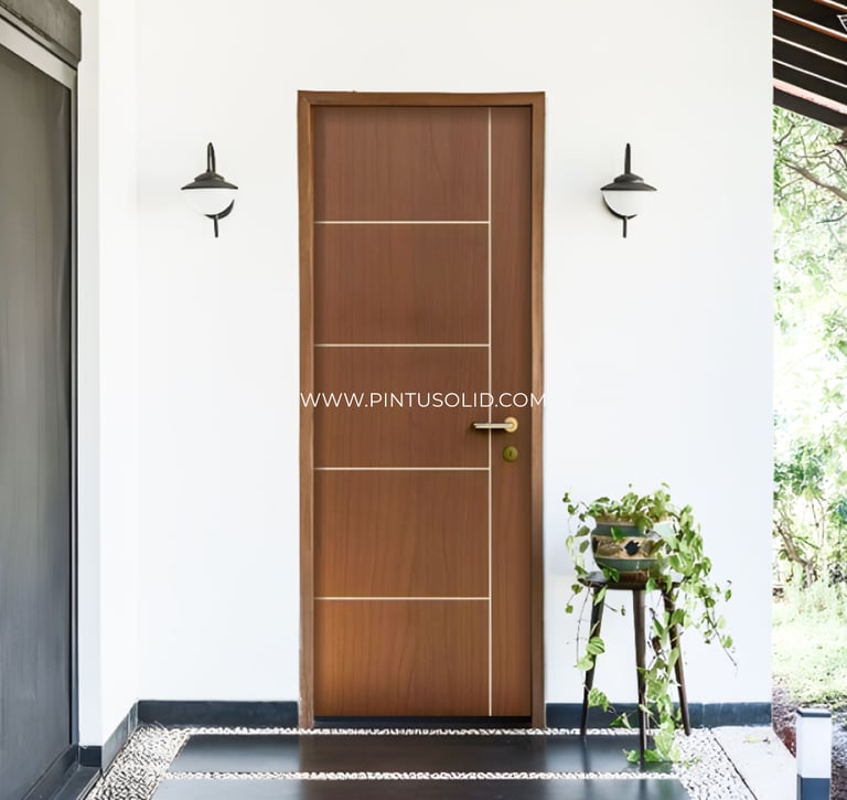 Pintu SWP (Solid Wood Panel) untuk rumah tinggal