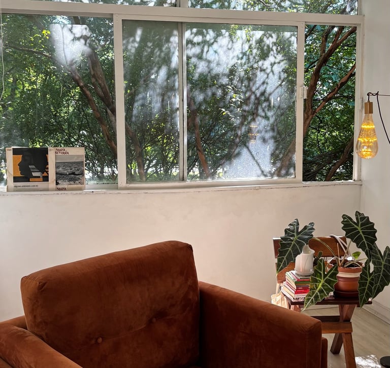 consultorio ateliê psicólogo poltrona natureza