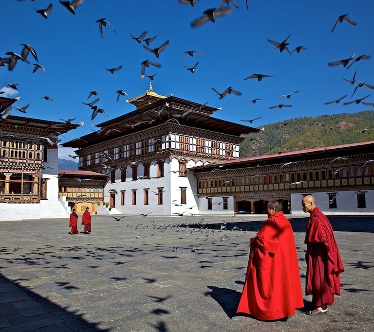 Inside-The-Courtyard-of-Trashichho-Dzong-Fortress-in-Thimphu