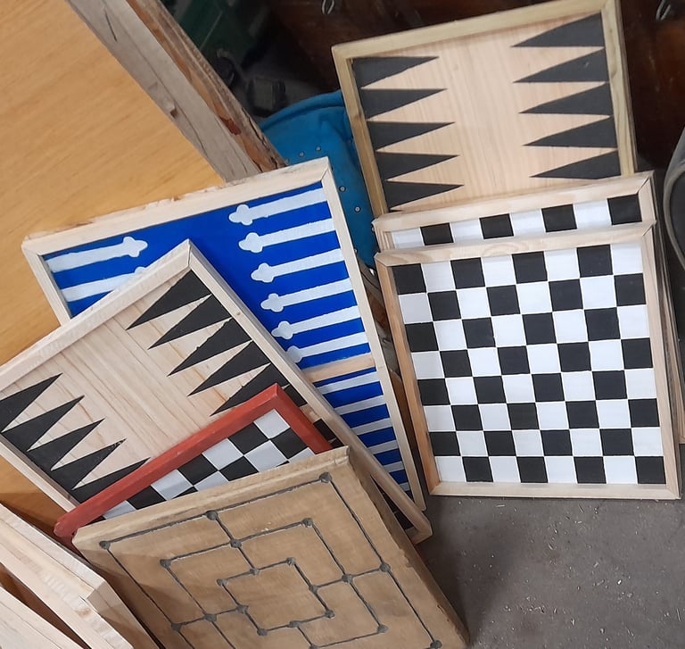 lot de plateaux de jeux anciens