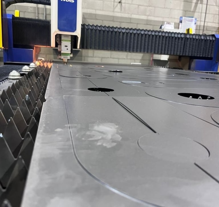 corte a laser em aço carbono