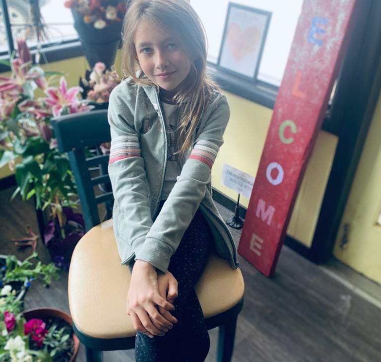 Jonnie & Lily's Restaurant - Lily