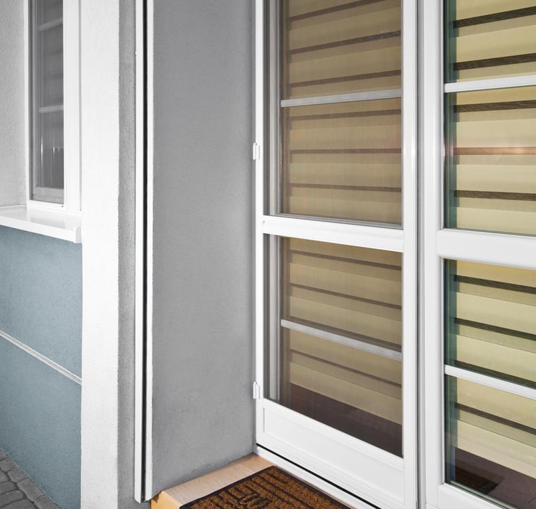 moskitiera drzwiowa skrzydło z siatką na owady