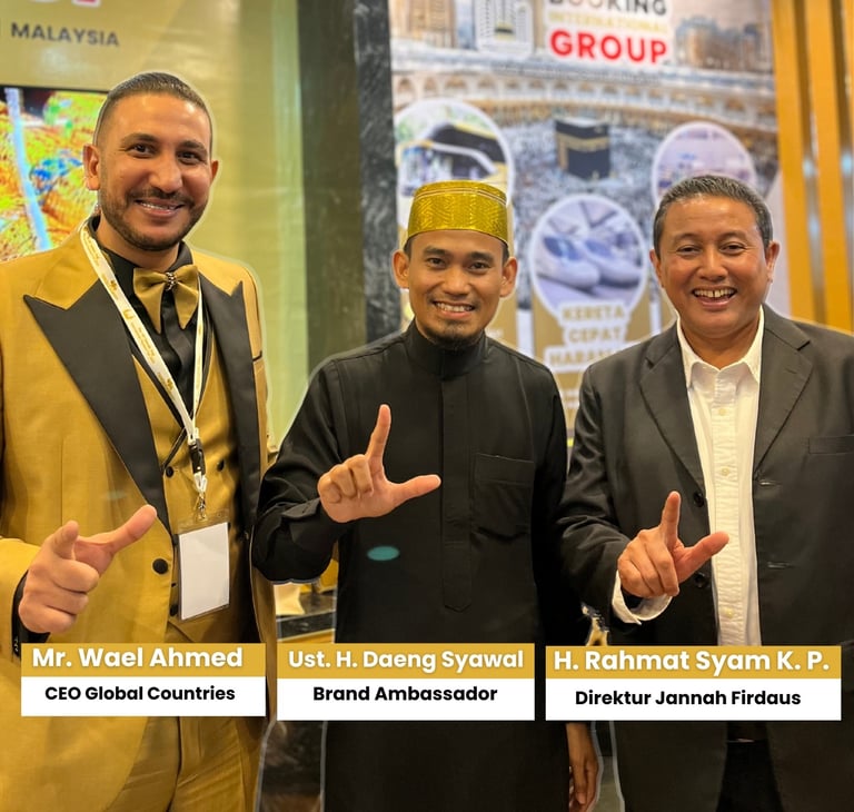 CEO dan Direktur Jannah Firdaus Wael Ahmed dan Rahmat Syam bersana Daeng Syawal Mubarok