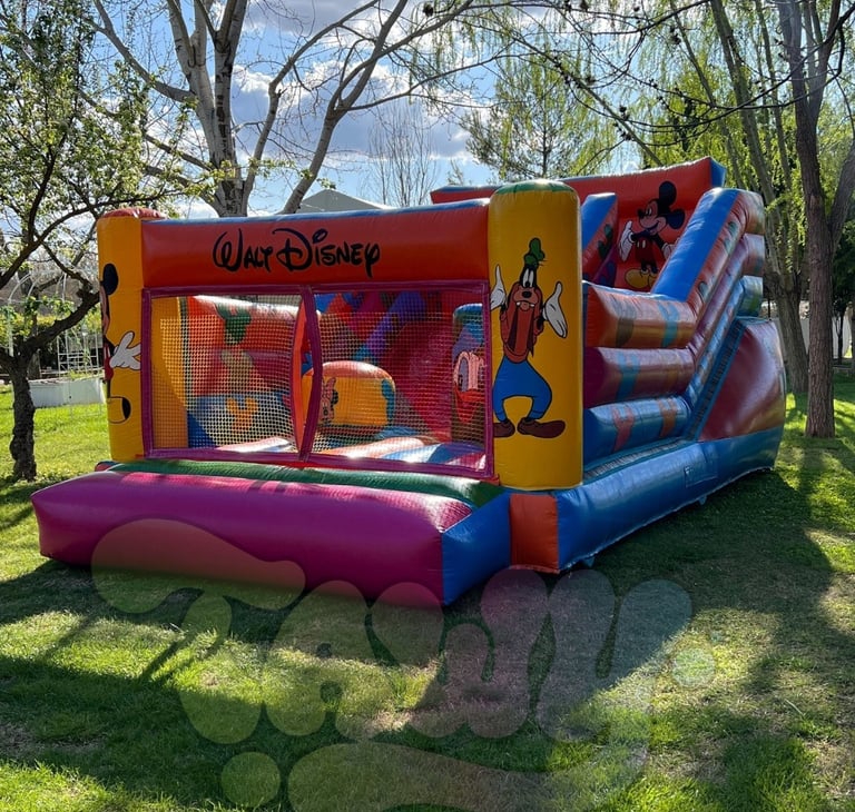 Castillo hinchable para alquiler en Madrid y Toledo