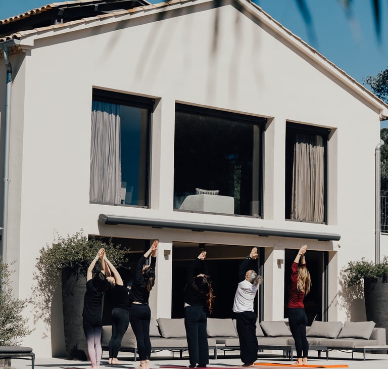 Seance yoga à la villa Louise