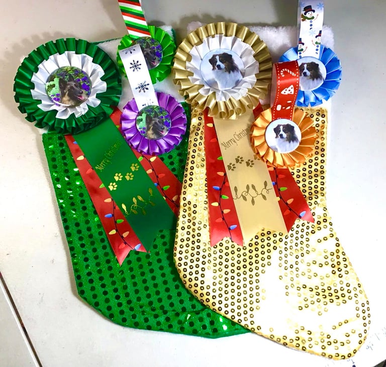 Bas de Noel personnalisés avec une photo dans le macaron.