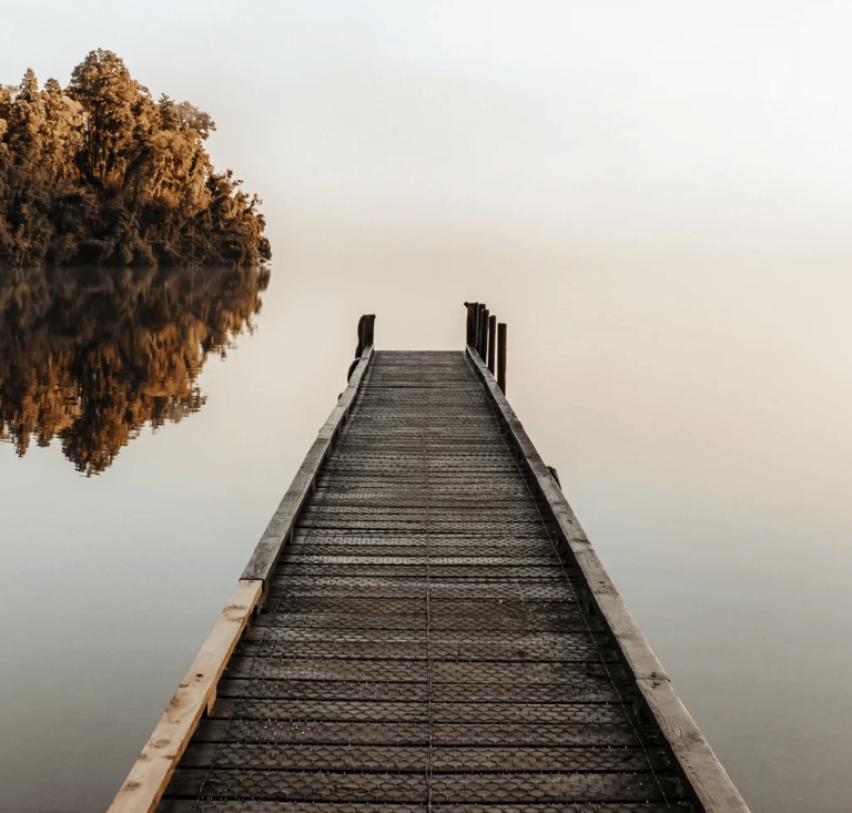 Individualios holistinės sesijos - tiltas ežere